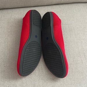 Rothys flat color cherry